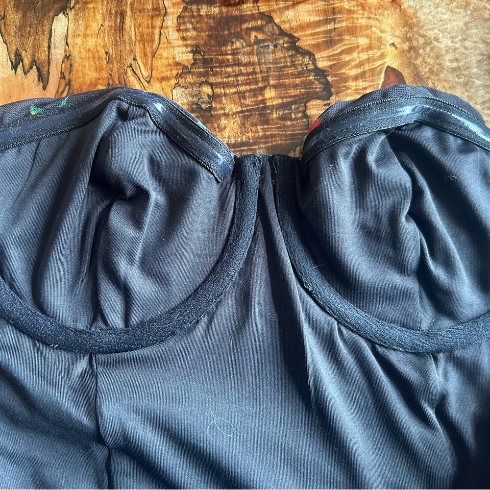 NWT NBD ROBIN RUCHED MIDI DRESS.
SIZE S - Picture 9 of 10